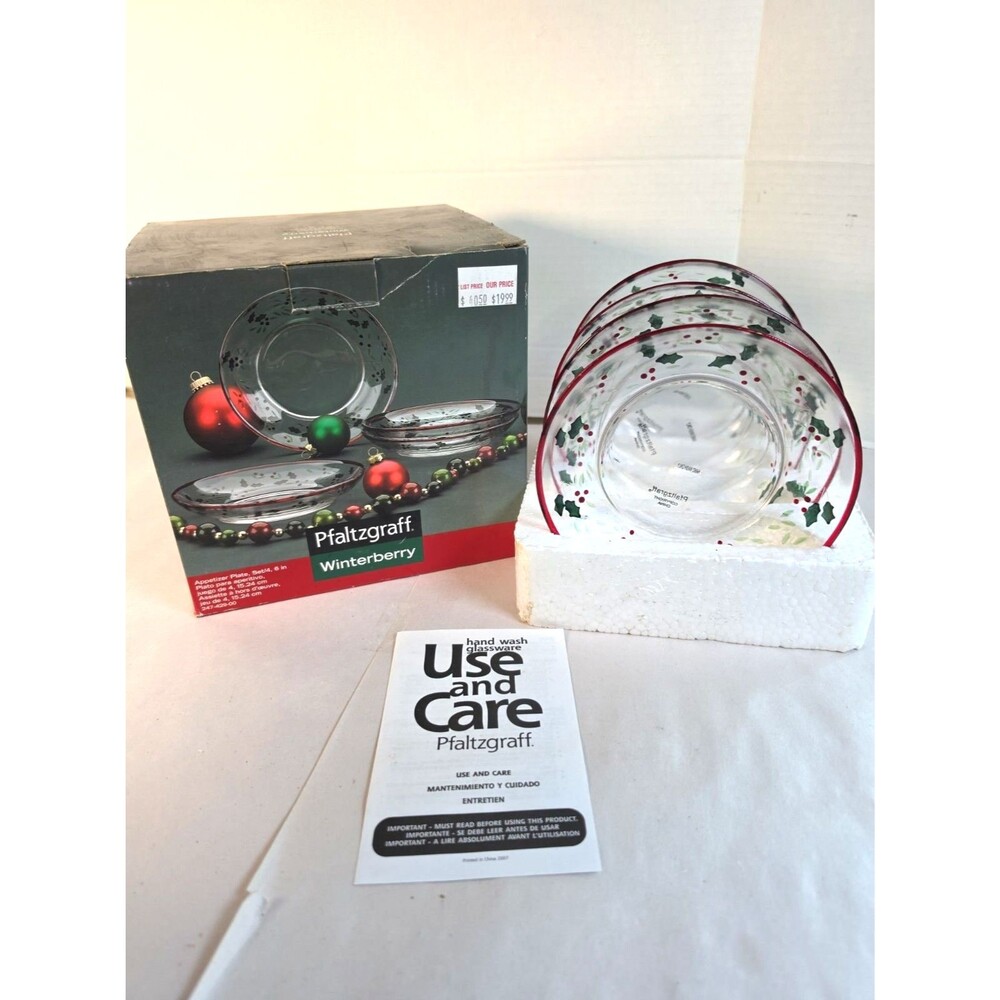 Vintage Rare Pfaltzgraff Winterberry Glass Appetizer Plate Set of 4 Christmas